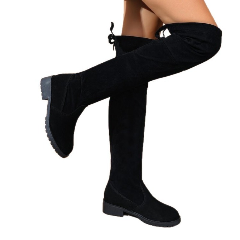 Street Fashion Plus Size - Les bottes de moto pour femmes
