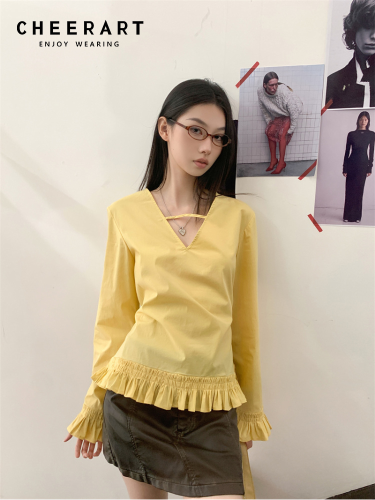 Street Fashion Fall 2025 - CHEERART automne 2025 mode femme jaune