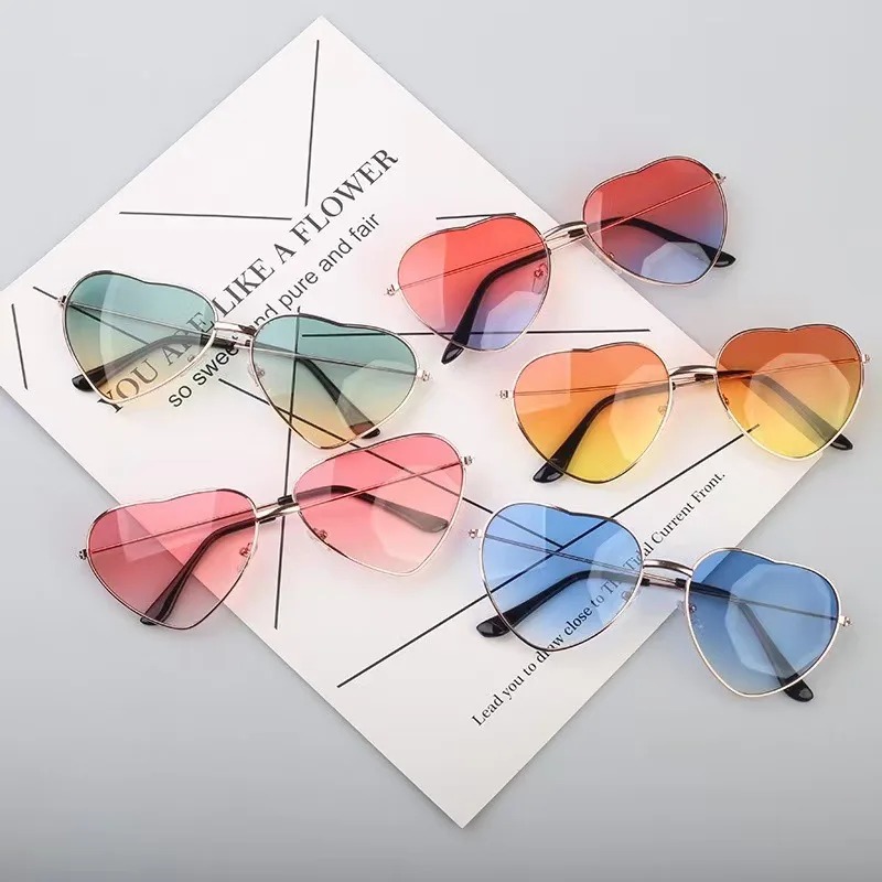 Lunettes de soleil tendance en - Street Fashion Glasses avis et prix